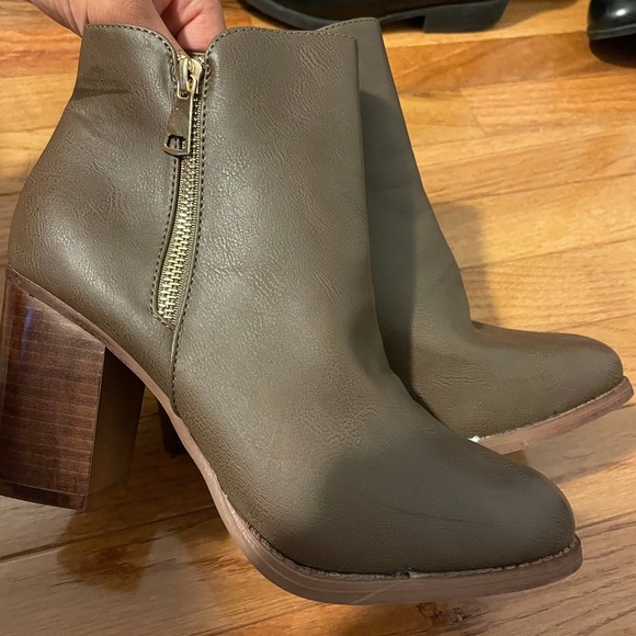 Military Booties with side zipper - Picture 3 of 5